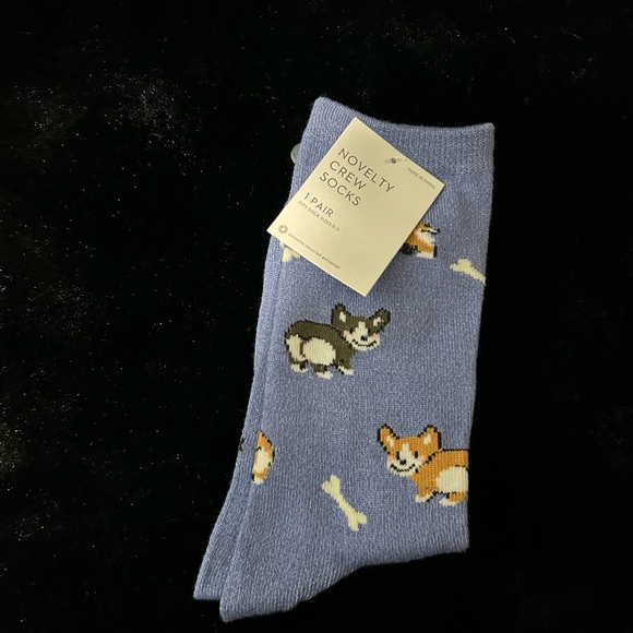 Novelty Crew Socks - Corgi Dog Pattern - 1 Pair - Picture 1 of 2
